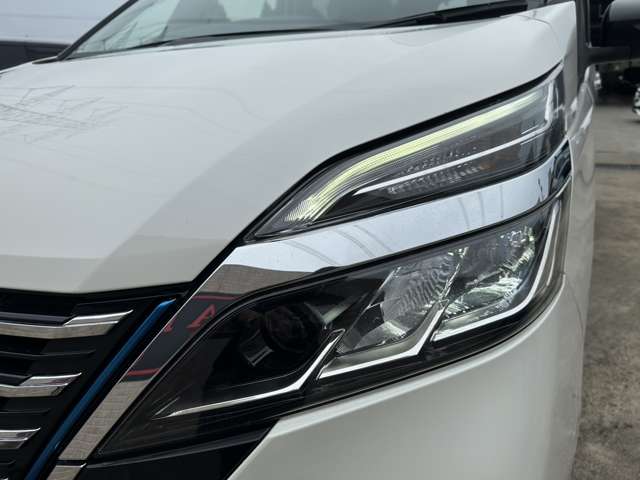 日産 セレナ １．２ Ｅ－ＰＯＷＥＲ ハイウェイスター Ｖ R1年 (関東) 99