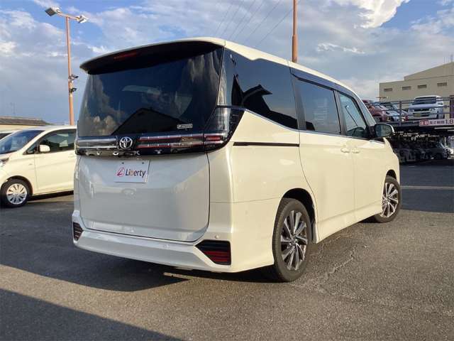 トヨタ ヴォクシー ２．０ Ｓ－Ｚ R6年 (近畿) 99