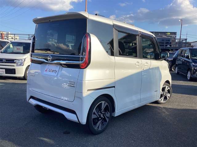 日産 ルークス ６６０ ハイウェイスターＧターボ プロパイロット エディション R4年 (近畿) 99
