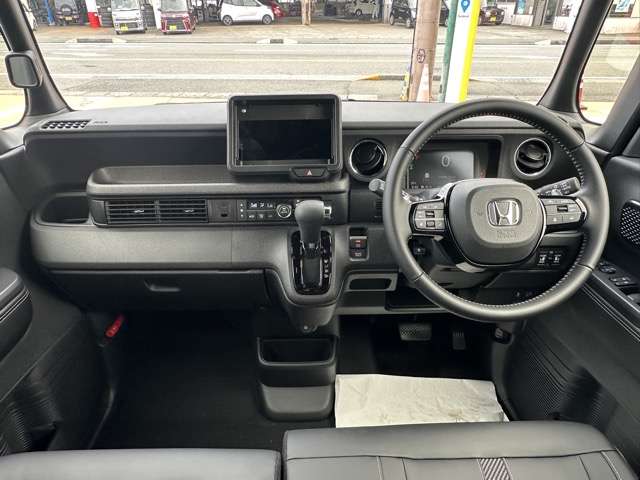 ホンダ Ｎ　ＢＯＸ カスタム ６６０ ターボ コーディネートスタイル ２トーン R8年 (東海) 99