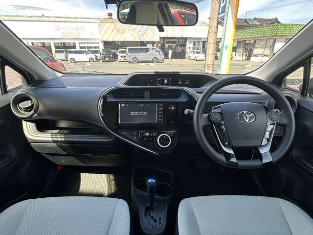 トヨタ アクア １．５ Ｓ ビジネス パッケージ R3年 (東海) 99