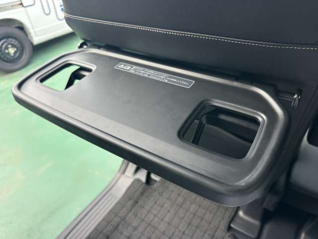 ホンダ Ｎ　ＢＯＸ カスタム ６６０ コーディネートスタイル モノトーン R7年 (東海) 99