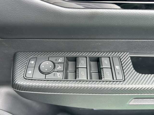 三菱 トライトン ２．４ ＧＳＲ ディーゼルターボ ４ＷＤ R7年 (東海) 99