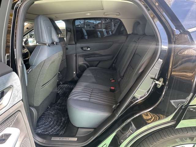 日産 アリア Ｂ９ Ｅ－４ＯＲＣＥ リミテッド ４ＷＤ R5年 (東海) 99