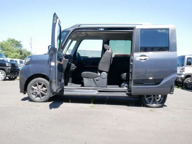 ダイハツ タント ６６０ ファンクロス ４ＷＤ R7年 () 99