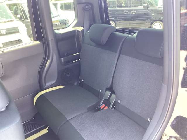 ホンダ Ｎ　ＢＯＸ カスタム ６６０ R7年 (近畿) 99