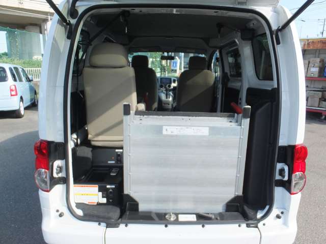 日産 ＮＶ２００バネットバン １．６ チェアキャブ 車イス２名仕様 R1年 (近畿) 99