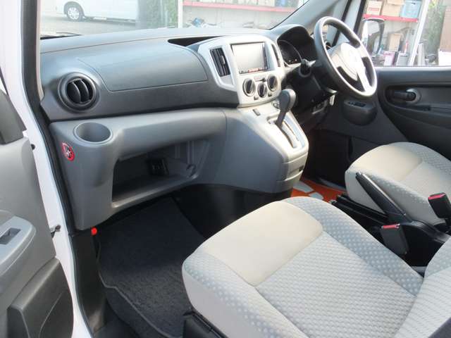 日産 ＮＶ２００バネットバン １．６ チェアキャブ 車イス２名仕様 R1年 (近畿) 99