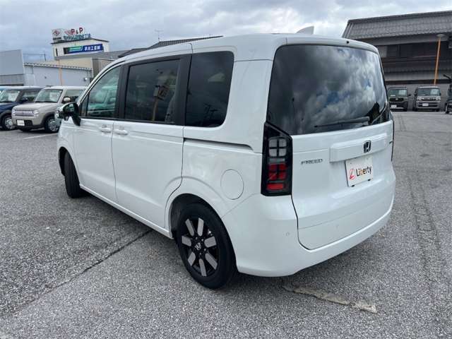 ホンダ フリード　ハイブリッド １．５ Ｅ：ＨＥＶ エアー ＥＸ R8年 () 99