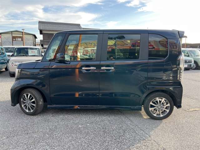 ホンダ Ｎ　ＢＯＸ カスタム ６６０ Ｌ R3年 (近畿) 99
