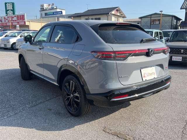 ホンダ ヴェゼル １．５ Ｅ：ＨＥＶ ＲＳ R8年 (近畿) 99