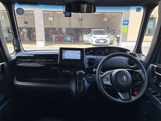 ホンダ Ｎ　ＢＯＸ カスタム ６６０ Ｌ R4年 () 99