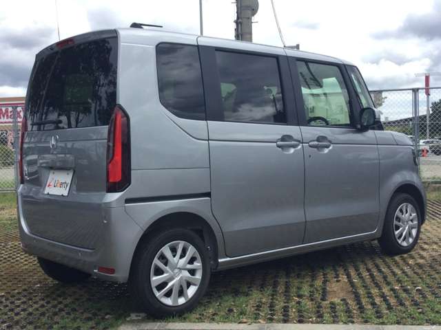 ホンダ Ｎ　ＢＯＸ ６６０ ４ＷＤ R8年 () 99