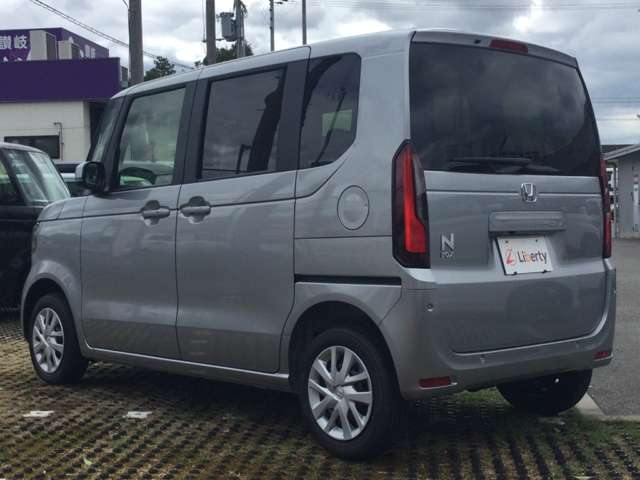 ホンダ Ｎ　ＢＯＸ ６６０ ４ＷＤ R8年 () 99