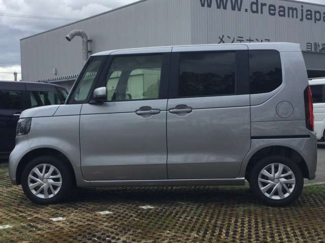 ホンダ Ｎ　ＢＯＸ ６６０ ４ＷＤ R8年 () 99