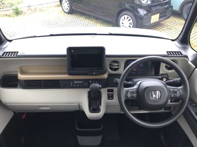 ホンダ Ｎ　ＢＯＸ ６６０ ４ＷＤ R8年 () 99
