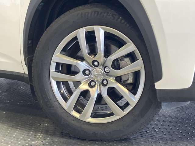 レクサス ＮＸ２００ｔ ２００Ｔ Ｉパッケージ ４ＷＤ H27年 (近畿) 99