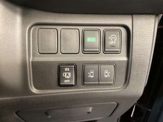 日産 セレナ ２．０ ハイウェイスター Ｖセレクション H30年 () 99