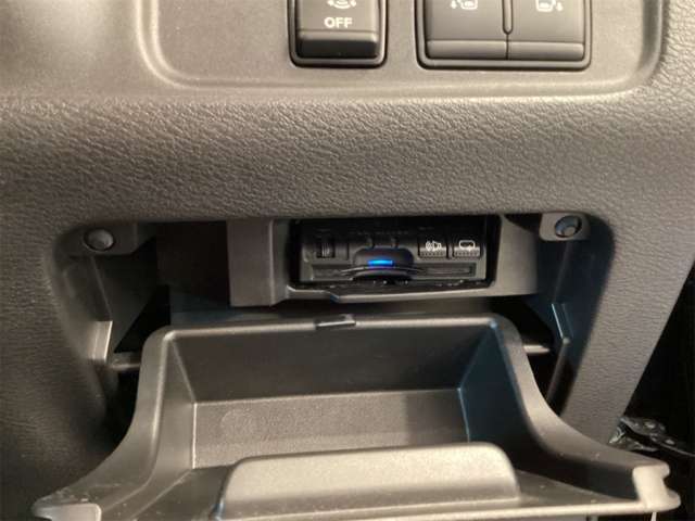 日産 セレナ ２．０ ハイウェイスター Ｖセレクション H30年 () 99