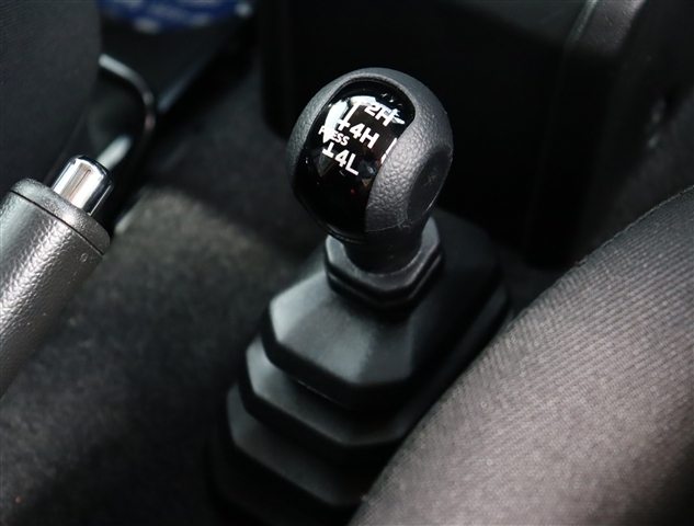 スズキ ジムニー ６６０ ＸＣ ４ＷＤ R6年 () 99