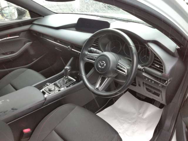マツダ ＭＡＺＤＡ３　ファストバック １．５ １５Ｓ ブラックトーンエディション ４ＷＤ R4年 (関東) 99