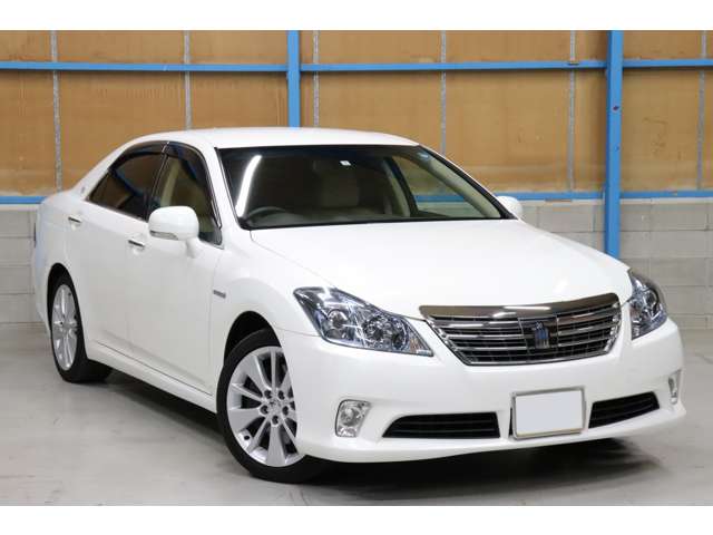トヨタ クラウン　ハイブリッド ３．５ Ｌパッケージ H22年 (東海) 99