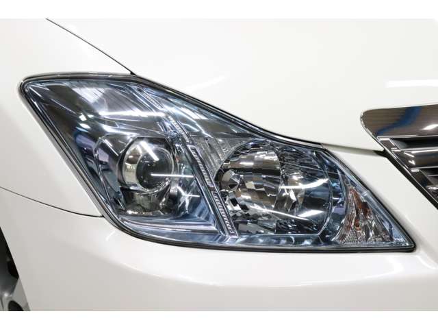 トヨタ クラウン　ハイブリッド ３．５ Ｌパッケージ H22年 (東海) 99