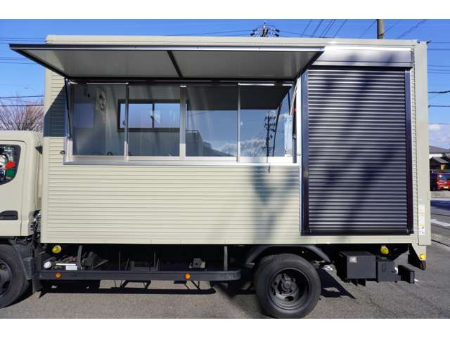 三菱フソウ キャンター キッチンカー H22年 (東海) 99
