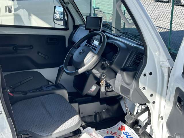 日産 ＮＴ１００クリッパー 低温冷蔵冷凍車 －３０℃設定 R2年 () 99