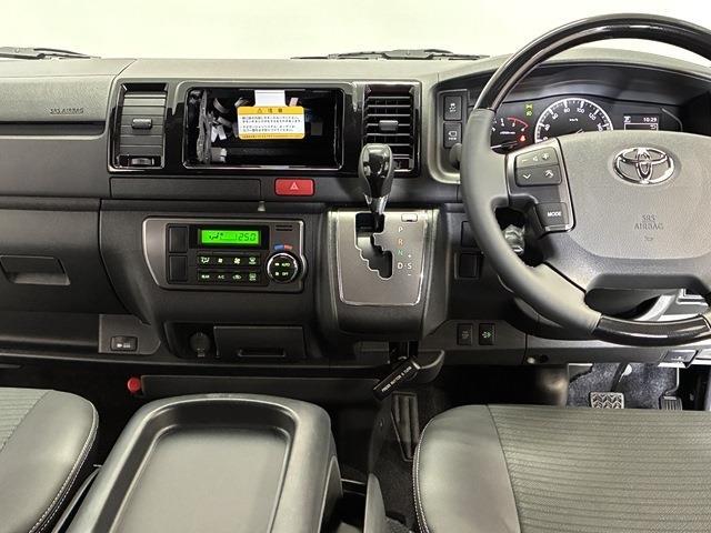 トヨタ ハイエースバン ２．８ スーパーＧＬ ダークプライム Ｓ ロングボディ ディーゼルターボ ４ＷＤ R7年 (中国) 99