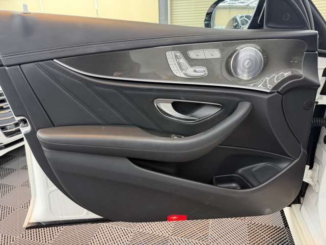 メルセデスＡＭＧ Ｅクラス Ｅ４３ ４マチック ４ＷＤ H29年 () 99