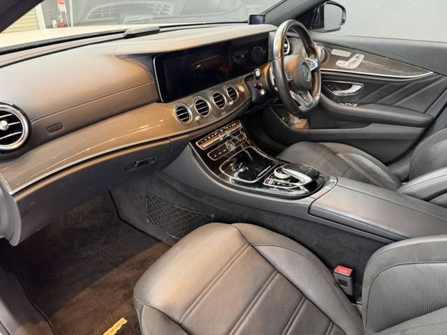 メルセデスＡＭＧ Ｅクラス Ｅ４３ ４マチック ４ＷＤ H29年 () 99