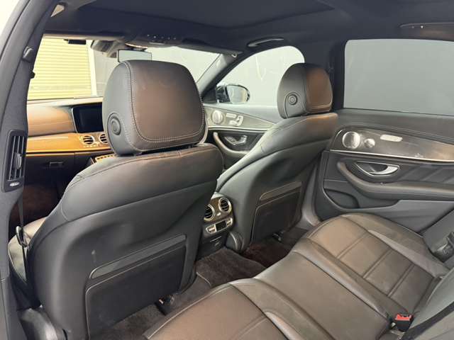 メルセデスＡＭＧ Ｅクラス Ｅ４３ ４マチック ４ＷＤ H29年 () 99