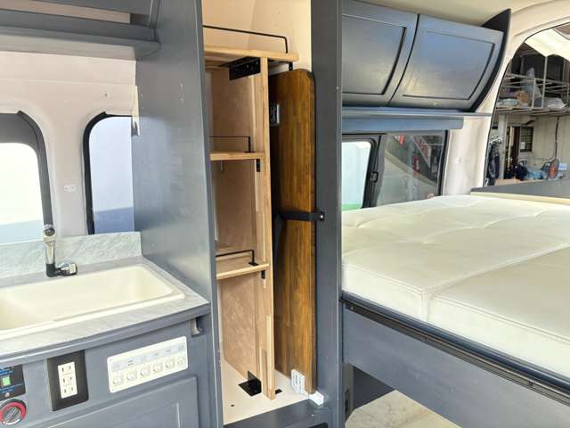 トヨタ ハイエースバン ＲＶビッグフット H29年 (関東) 99