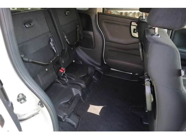 ホンダ Ｎ　ＢＯＸ カスタム ６６０ Ｌ R5年 (九州・沖縄) 99