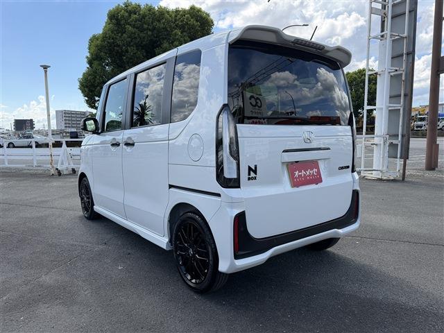 ホンダ Ｎ　ＢＯＸ カスタム ６６０ ターボ ブラック スタイル R8年 () 99