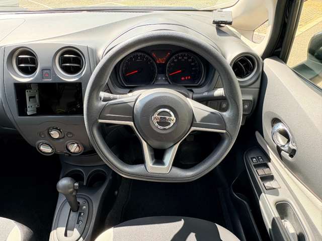 日産 ノート １．２ Ｘ R1年 () 99