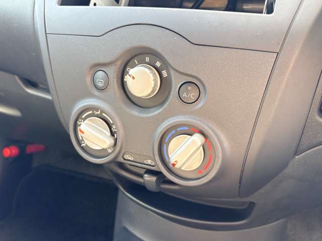 日産 ノート １．２ Ｘ R1年 () 99