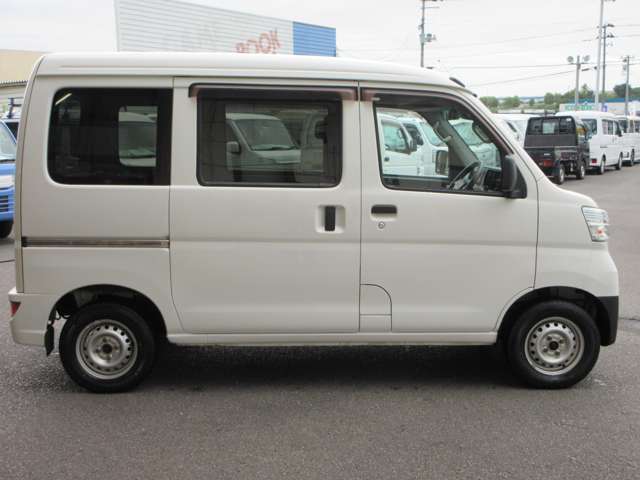 ダイハツ ハイゼットカーゴ ６６０ デラックス ＳＡＩＩＩ ハイルーフ ４ＷＤ R2年 () 99