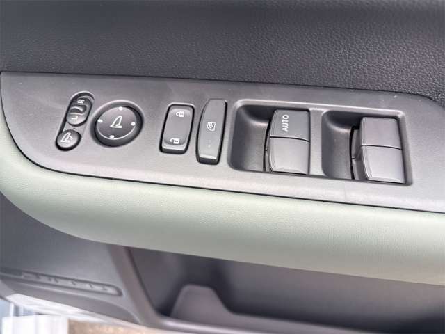 ホンダ フリード １．５ クロスター R8年 () 99