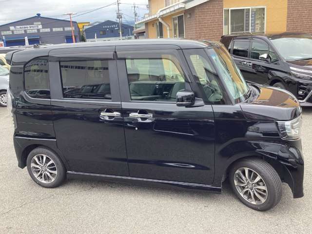 ホンダ Ｎ　ＢＯＸ カスタム ６６０ Ｌ R3年 (近畿) 99
