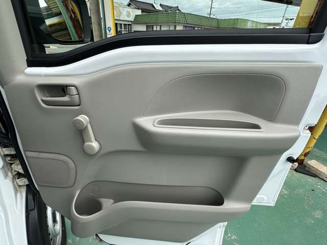 三菱 ミニキャブバン ６６０ Ｍ ハイルーフ ４ＷＤ R7年 (東海) 99
