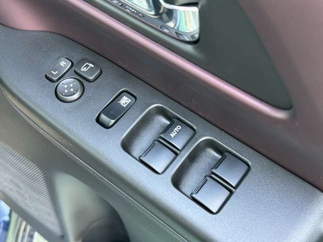 スズキ スペーシア　ギア ６６０ カスタム ハイブリッド ＸＳターボ R8年 (東海) 99