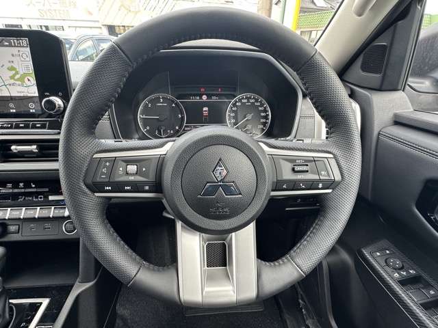 三菱 トライトン ２．４ ＧＬＳ ディーゼルターボ ４ＷＤ R7年 (東海) 99
