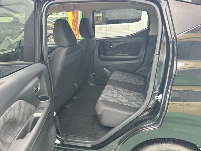 三菱 ｅＫクロス　ＥＶ Ｐ R4年 (東海) 99