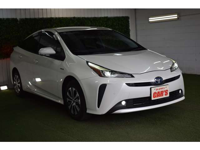 トヨタ プリウス １．８ Ａ Ｅ－ＦＯＵＲ ４ＷＤ R1年 (北海道) 99