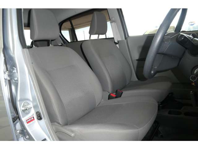 ダイハツ ミラ　イース ６６０ ＬＦ ＳＡ ４ＷＤ H25年 () 99