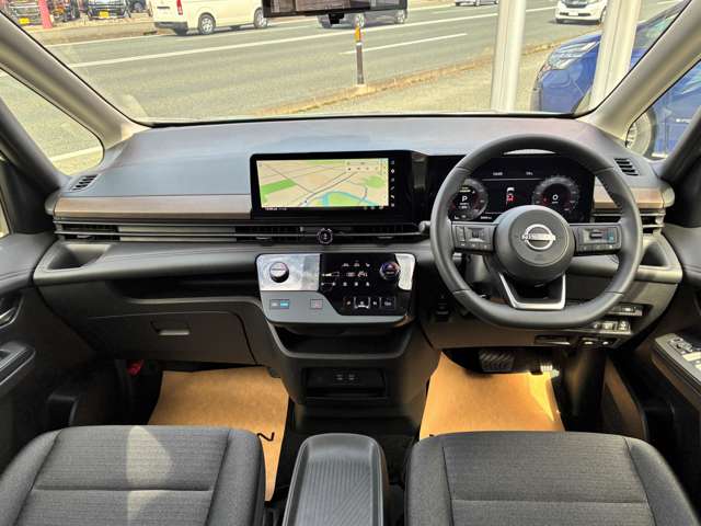 日産 セレナ １．４ Ｅ－４ＯＲＣＥ ハイウェイスターＶ ４ＷＤ R8年 (東北) 99