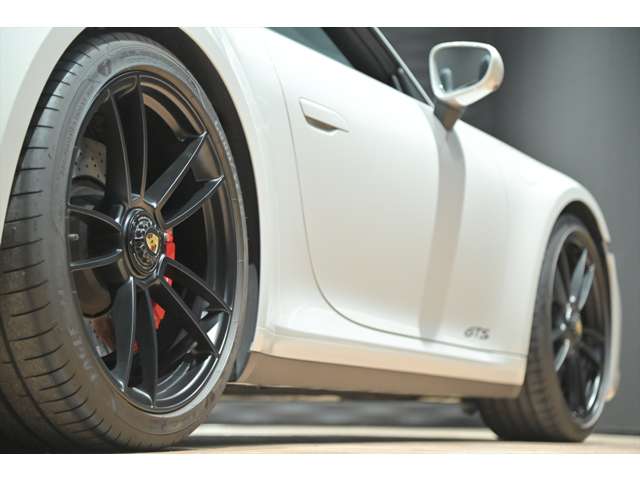 ポルシェ ９１１カブリオレ カレラ ＧＴＳ ＰＤＫ R5年 (関東) 99