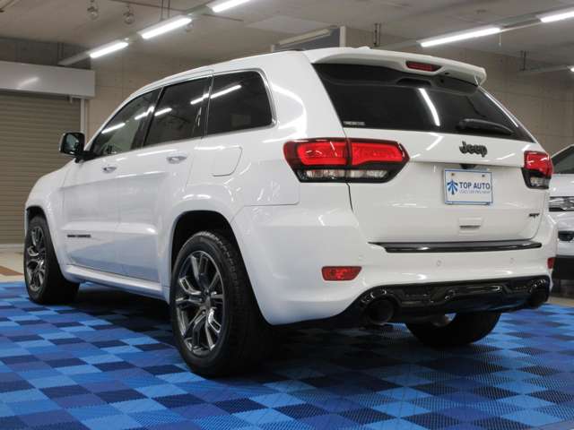 ジープ グランドチェロキー ＳＲＴ８ ４ＷＤ H28年 (関東) 99